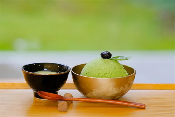 日陰の雨水花园で失敗しない！おすすめの植物と育て方