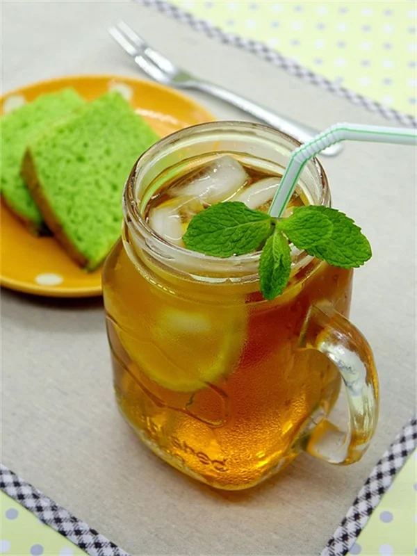 雑草茶の驚くべき効果と簡単な作り方